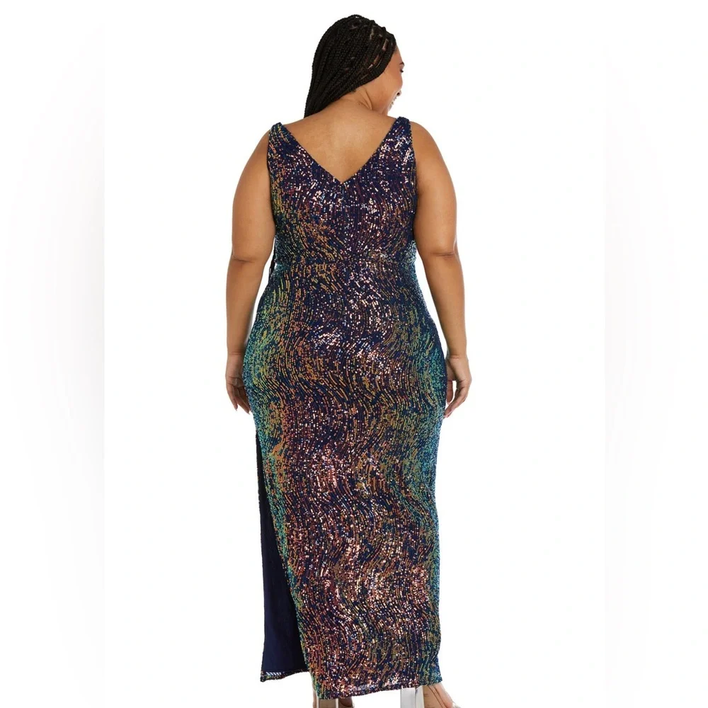 Plus Sequin Dress 🩷 - Picture 7 of 12